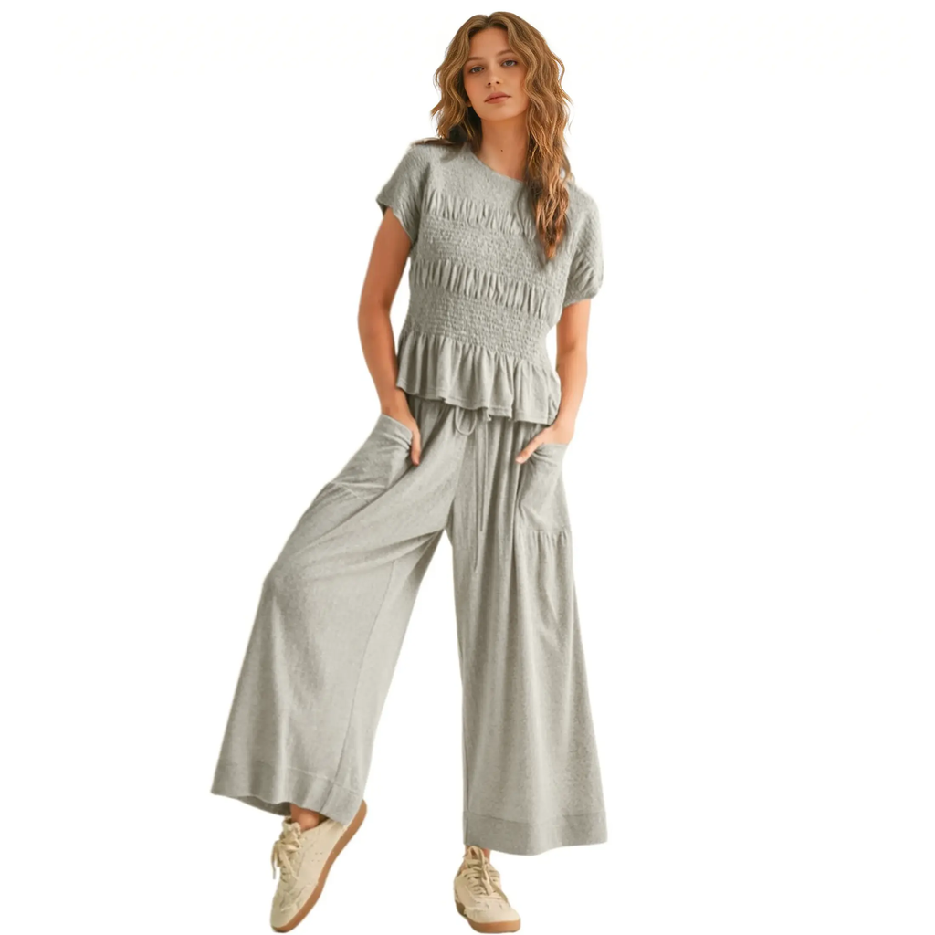 Yeokou Women’s  2-Piece Smocked Top & Wide-Leg Pants Sets–High-Waisted Lounge  Outfit with Pockets Casual Boho Matching Set